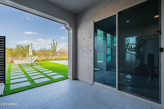 entryway featuring tile patterned floors