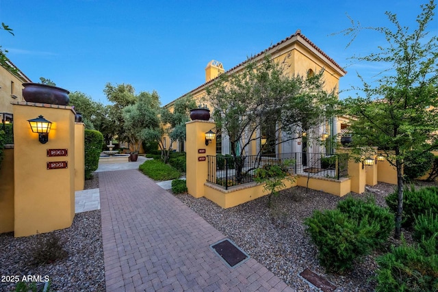 18927 N 101st St, Scottsdale, AZ 85255 - view of home's community with fence