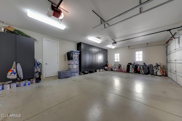18927 N 101st St, Scottsdale, AZ 85255 - garage with a garage door opener