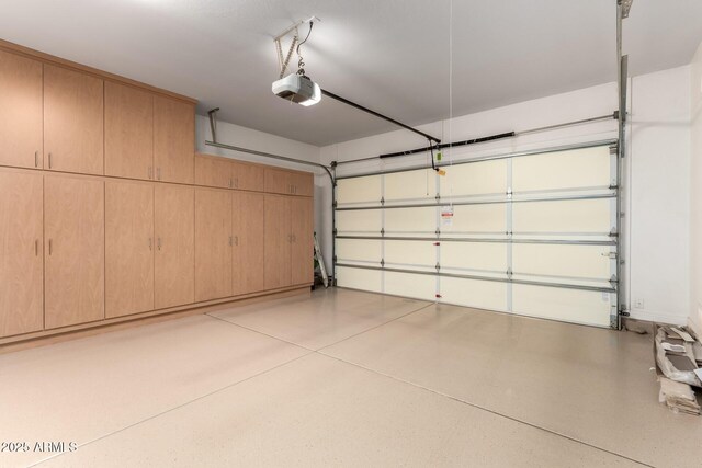 1407 E Artemis Trl, San Tan Valley, AZ 85140 - garage with a garage door opener