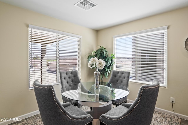 620 Vista Del Rio Ct, Wickenburg, AZ 85390 - dining space featuring baseboards and visible vents