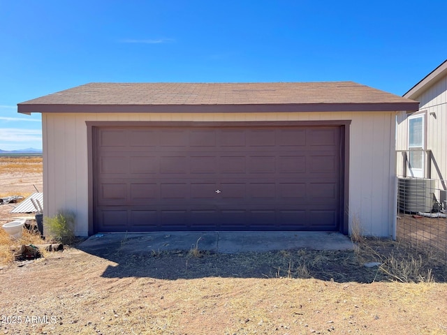 view of detached garage