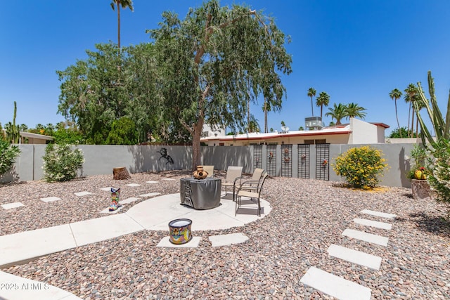 7736 E Rancho Vista Dr, Scottsdale, AZ 85251 - fenced backyard featuring a patio
