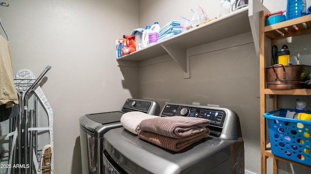 37820 W San Sisto Ave, Maricopa, AZ 85138 - laundry room featuring washing machine and clothes dryer and laundry area
