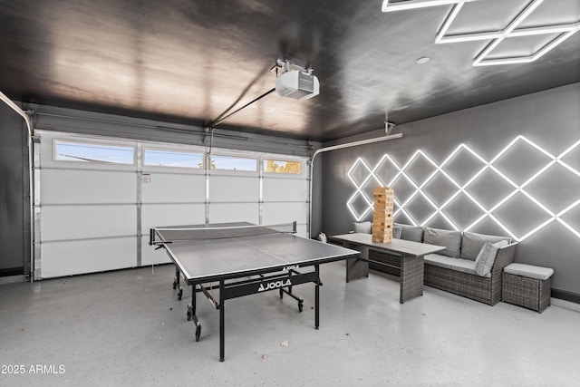 8214 E Northland Dr, Scottsdale, AZ 85251 - rec room with a garage