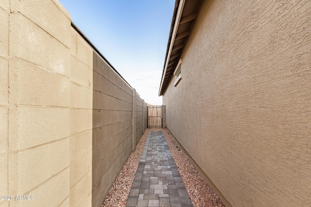 2792 E James Ave, San Tan Valley, AZ 85143 - view of side of property with stucco siding and fence