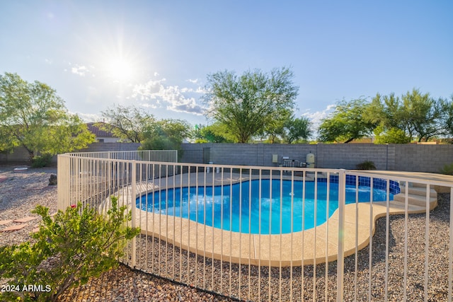 view of swimming pool