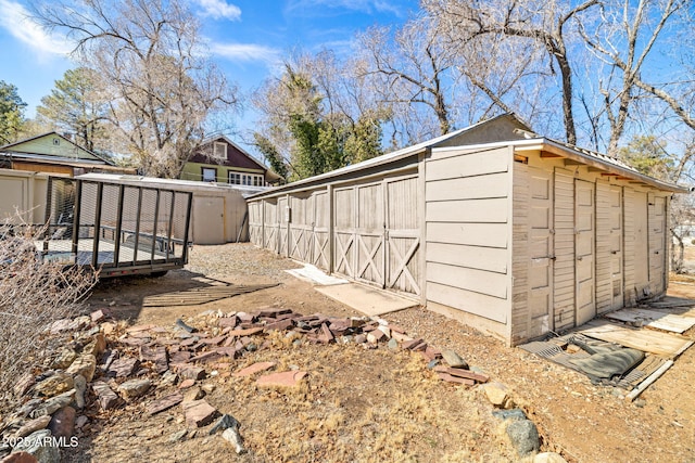 view of outbuilding featuring an outbuilding