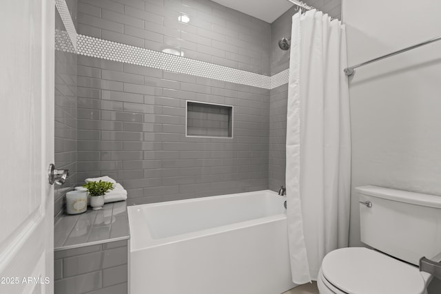 full bathroom with toilet and shower / bathtub combination with curtain