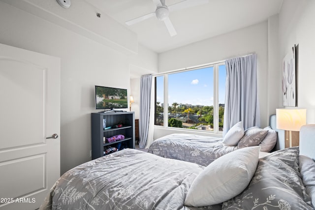 17 W Vernon Ave Unit 412, Phoenix, AZ 85003 - bedroom featuring a ceiling fan