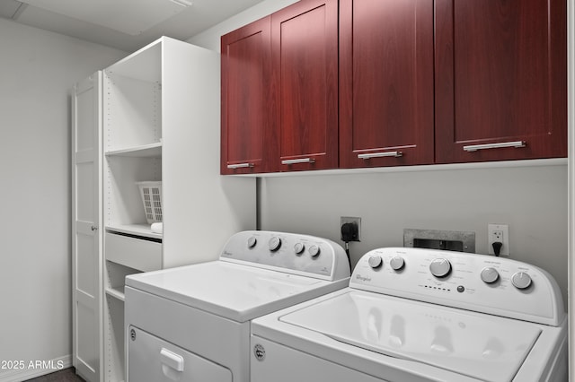 17 W Vernon Ave Unit 412, Phoenix, AZ 85003 - laundry area with washing machine and dryer and cabinet space