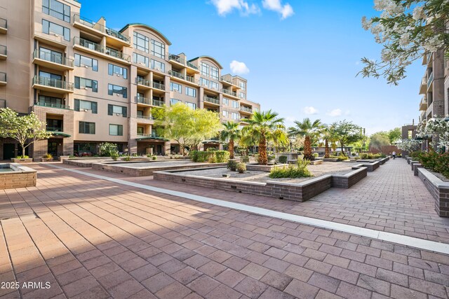 17 W Vernon Ave Unit 412, Phoenix, AZ 85003 - view of community