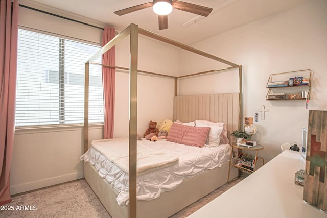 bedroom featuring ceiling fan