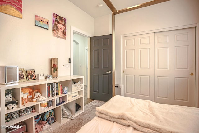 bedroom with a closet