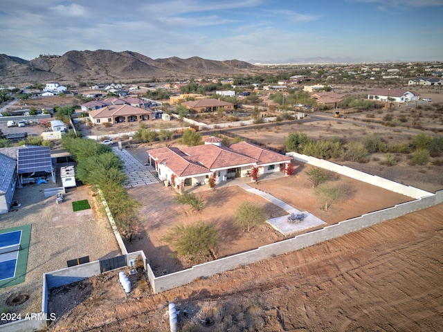 bird's eye view with a mountain view