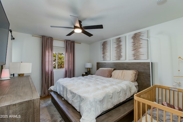 bedroom featuring ceiling fan