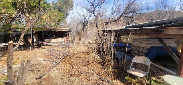 11150 E Clatterbuck Dr, Cornville, AZ 86325 - view of yard featuring a mountain view