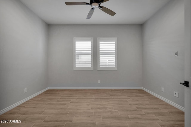 empty room with ceiling fan