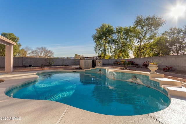 view of swimming pool