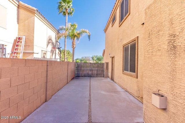 2880 E Nunneley Rd, Gilbert, AZ 85296 - view of patio featuring a gate and fence