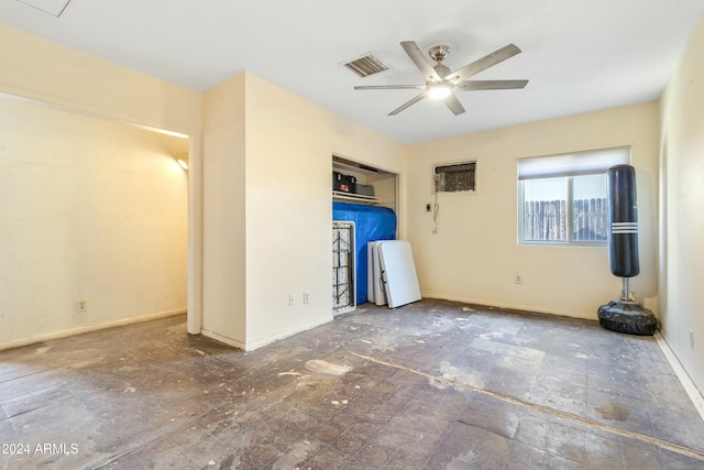 unfurnished bedroom featuring a closet and ceiling fan