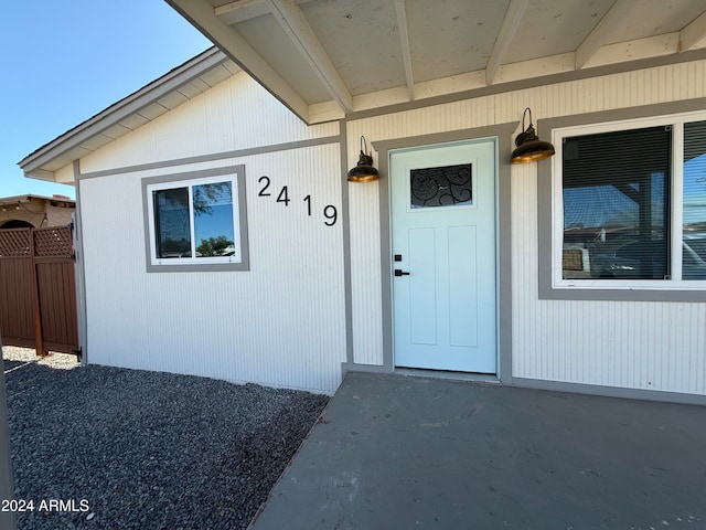 view of entrance to property