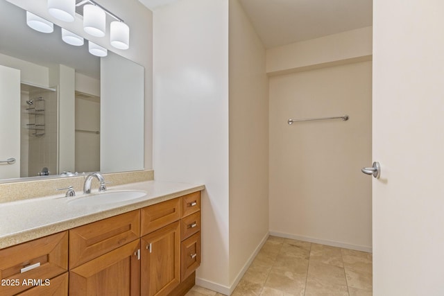4808 N 24th St Unit 923, Phoenix, AZ 85016 - bathroom featuring vanity and tiled shower
