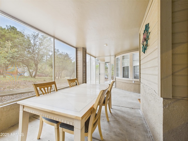 2015 W Shadow Valley Ranch Rd, Prescott, AZ 86305 - sunroom / solarium featuring healthy amount of natural light and concrete floors