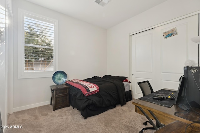 1294 E Ln Fortuna Ct, San Tan Valley, AZ 85140 - bedroom featuring carpet, a desk, and a closet