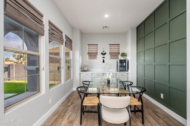 6621 S Balboa Dr, Gilbert, AZ 85298 - dining area with light wood-type flooring, baseboards, and recessed lighting