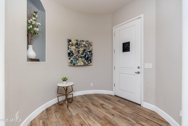 6621 S Balboa Dr, Gilbert, AZ 85298 - foyer entrance featuring light wood-style floors and baseboards