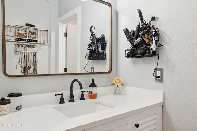 13320 N 82nd Dr, Peoria, AZ 85381 - bathroom featuring vanity