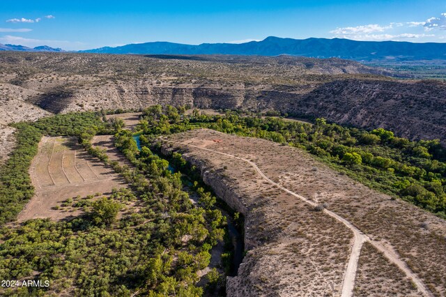 bird's eye view with a mountain view