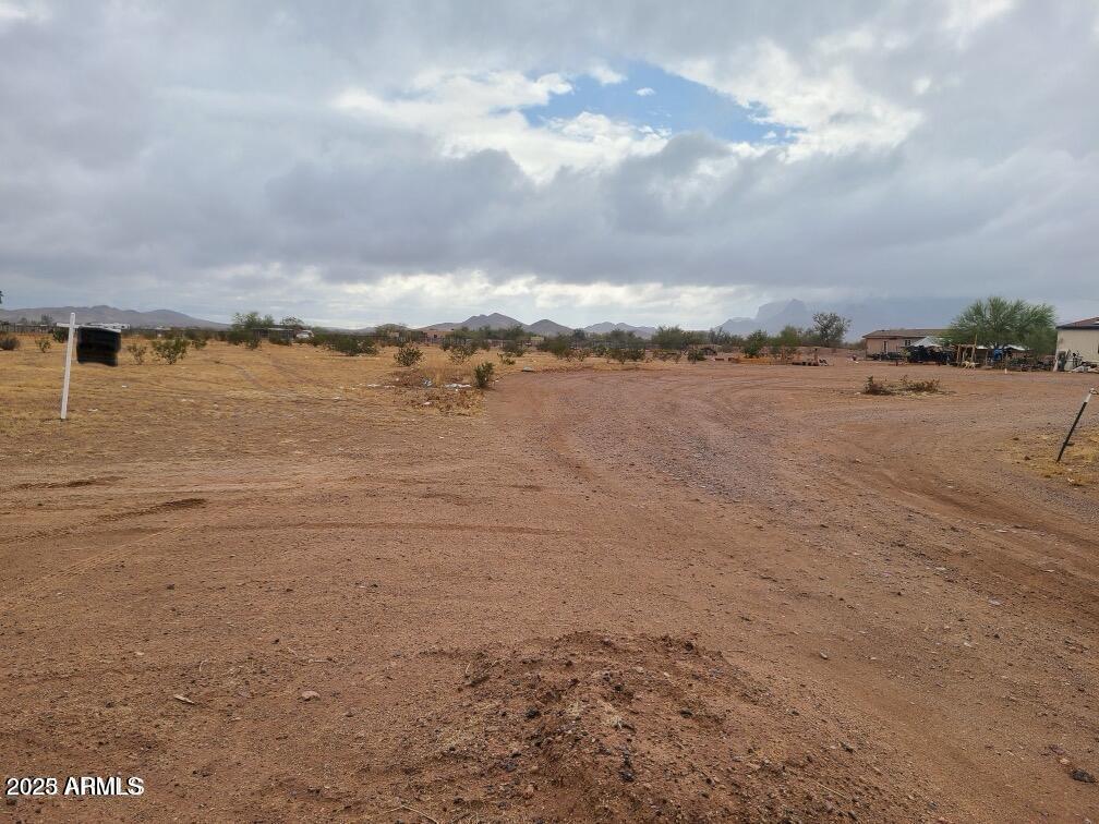 3132 N Saddle Vista Rd N Unit 10, Tonopah, AZ 85354