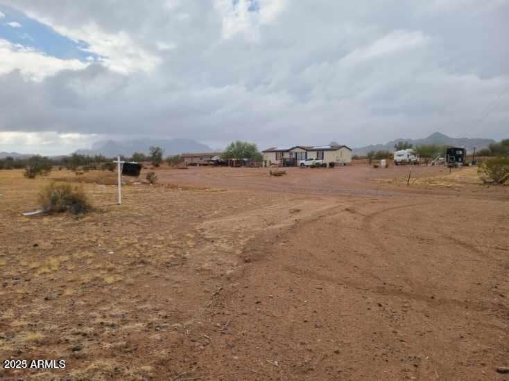 3132 N Saddle Vista Rd N Unit 10, Tonopah, AZ 85354