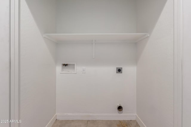 2000 N 36th St Unit 10, Phoenix, AZ 85008 - laundry area featuring electric dryer hookup, washer hookup, and light tile patterned floors