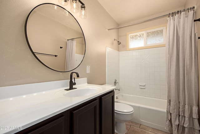 4145 W Hayward Ave, Phoenix, AZ 85051 - full bathroom with vanity, toilet, and shower / tub combo