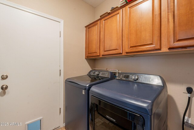7169 S Dodane Ct, Gilbert, AZ 85298 - laundry area with separate washer and dryer and cabinet space