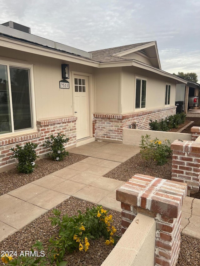 view of entrance to property