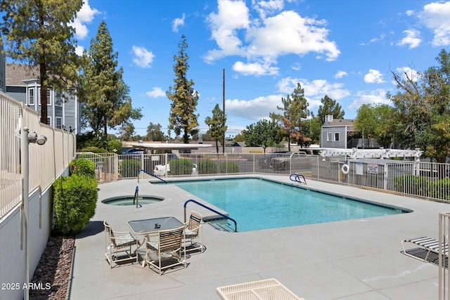 1505 N Center St Unit 218, Mesa, AZ 85201 - community pool featuring a community hot tub and a patio area