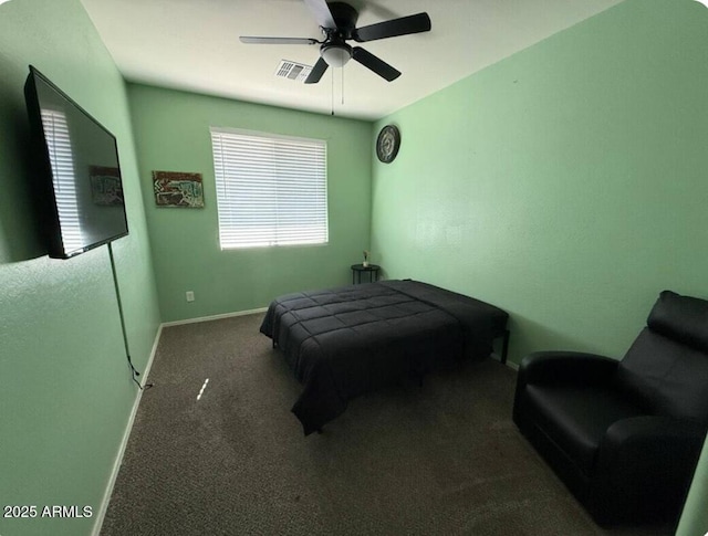 bedroom with carpet flooring and ceiling fan