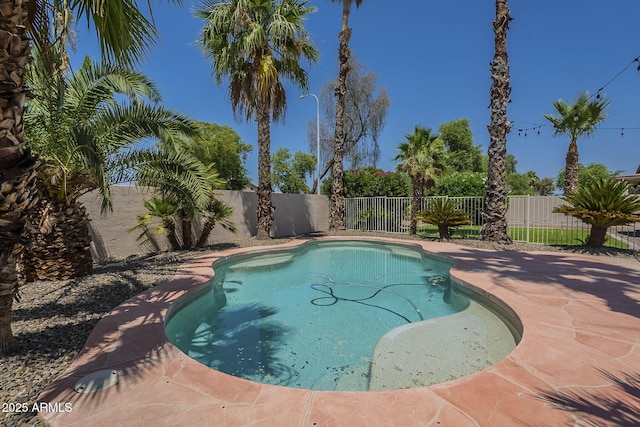 1826 W Oriole Way, Chandler, AZ 85286 - view of pool featuring a fenced backyard and a patio