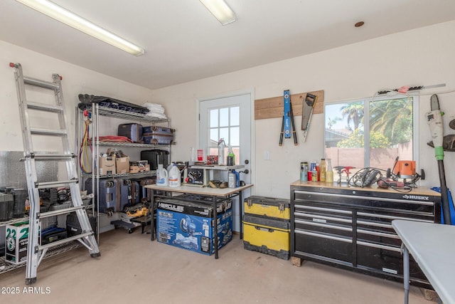 15825 N 45th St, Phoenix, AZ 85032 - garage with a workshop area