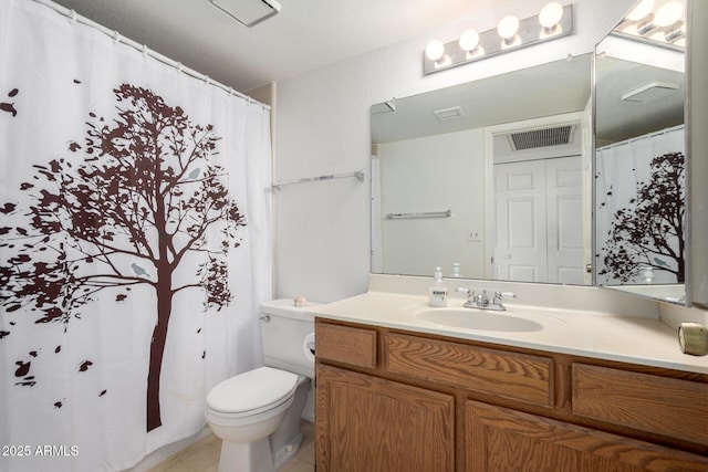 10235 N 31st St Unit 2, Phoenix, AZ 85028 - full bathroom with vanity, tile patterned floors, and a shower with curtain