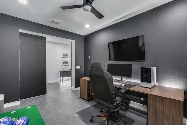 office area featuring ceiling fan