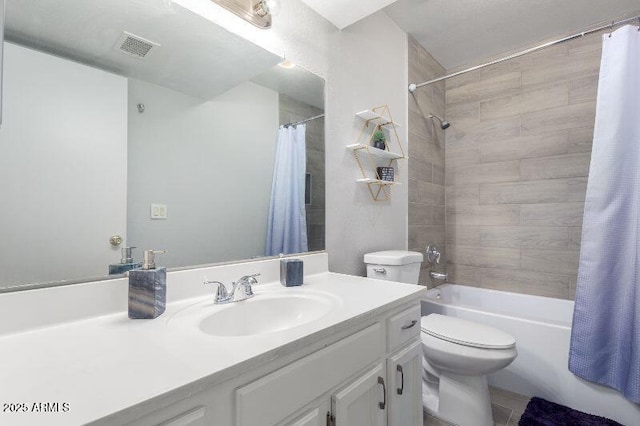 15610 N 29th St Unit 3, Phoenix, AZ 85032 - bathroom with vanity and shower / bath combo