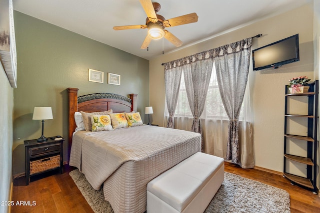 2640 W Maple Ln, Show Low, AZ 85901 - bedroom featuring wood finished floors, ceiling fan, and baseboards