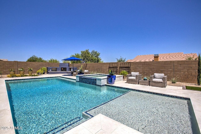 3118 E Gary Way, Phoenix, AZ 85042 - view of swimming pool with a fenced backyard, a patio area, and a pool with connected hot tub