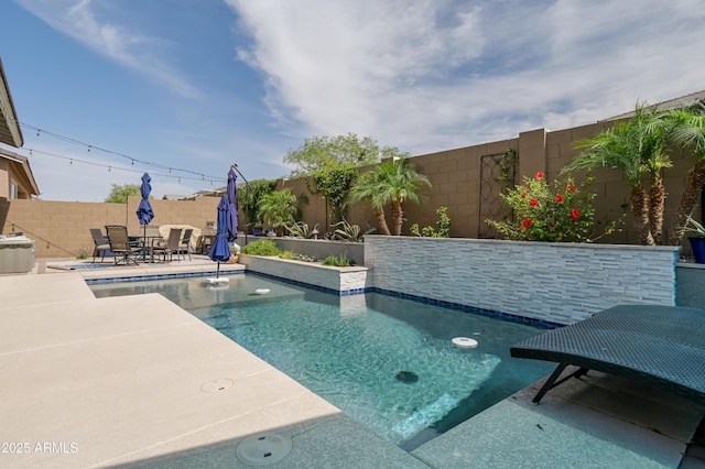 2513 E Pleasant Ln, Phoenix, AZ 85042 - view of pool featuring a fenced backyard and a patio area