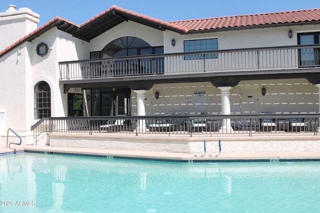 exterior space featuring a patio area